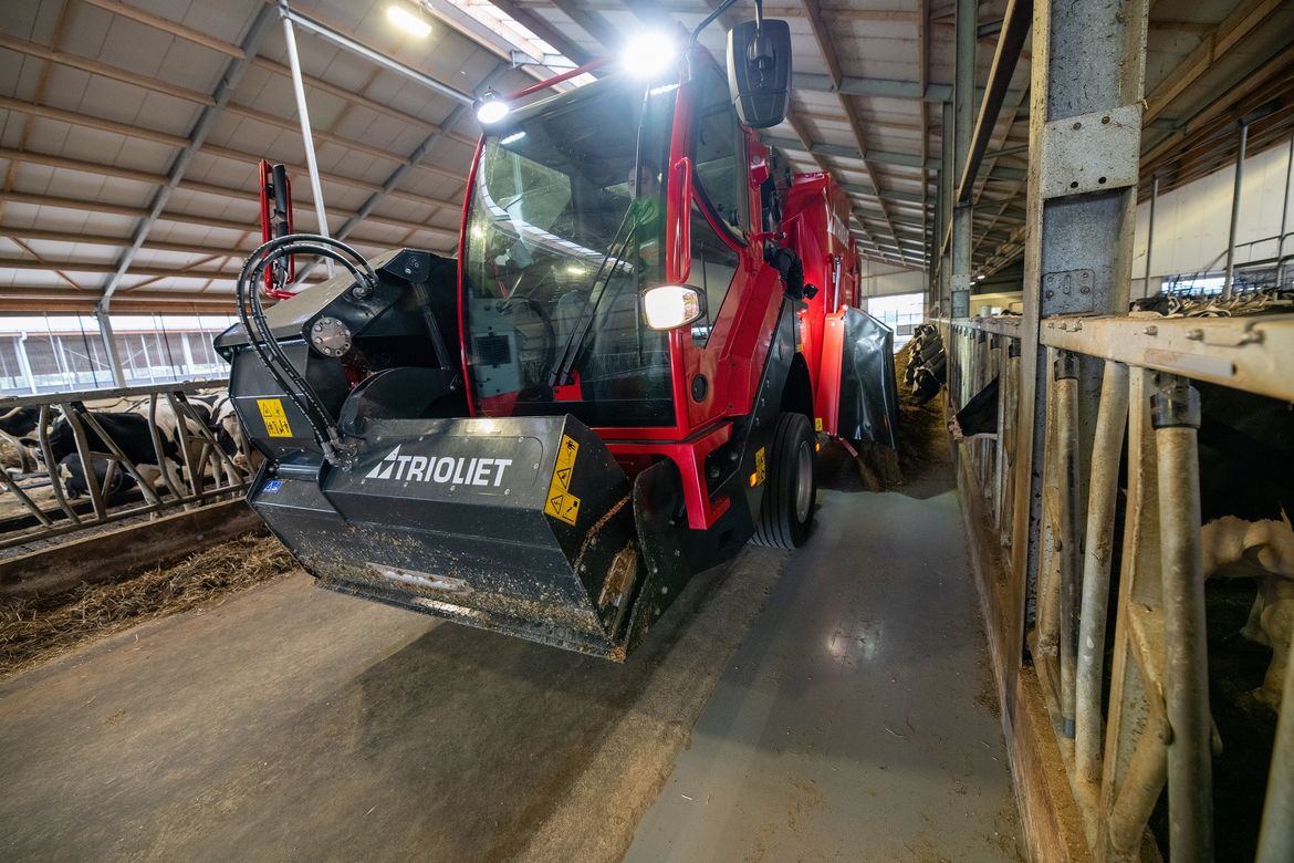 Triotrac M selbstfahrender Futtermischwagen Futtermischer 