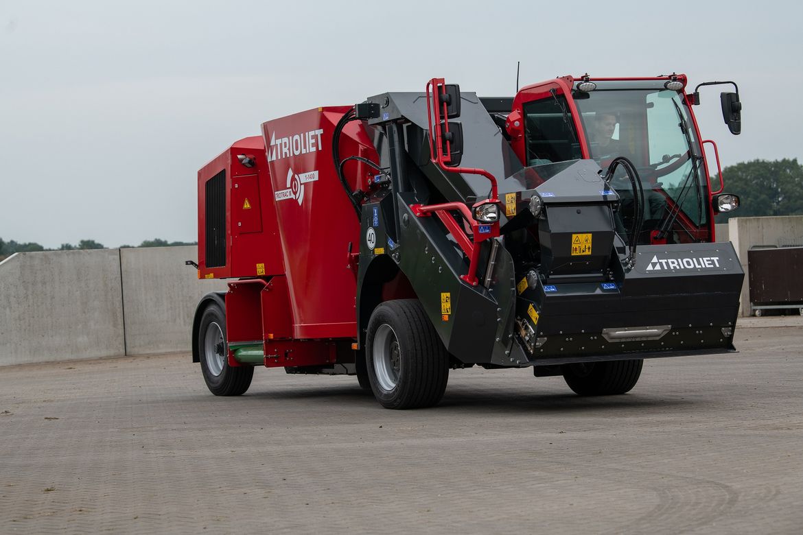 selbstfahrender Futtermischwagen Trioliet Futtermischer