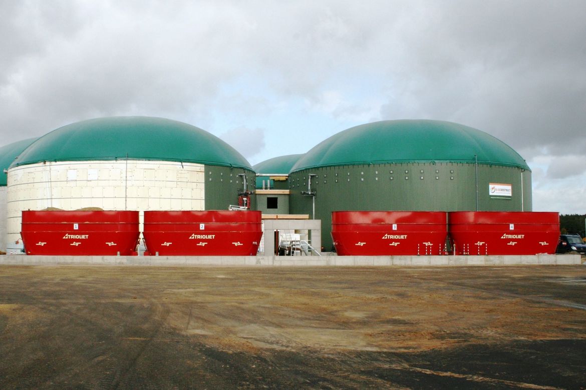 stationäre Futtermischwagen stationäre mischer stationäre futtermischer stationäre futtermischanlagen Biogas Trioliet solomix Biogaz