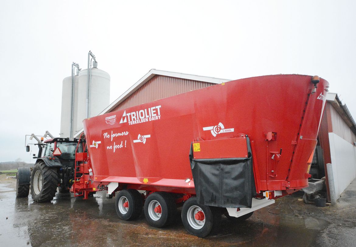 Wasservernebler Solomix Futtermischwagen Strohgebläse Futterwagen Fütterungswagen 